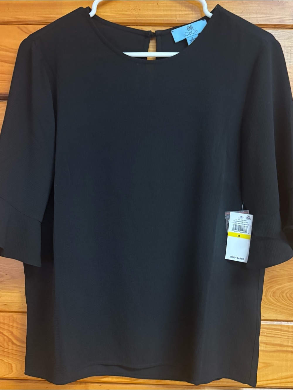 Ladies Cece top size M new with tags